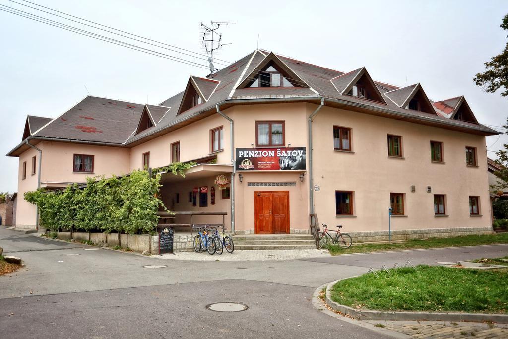 Penzion Satovske Lipy Экстерьер фото